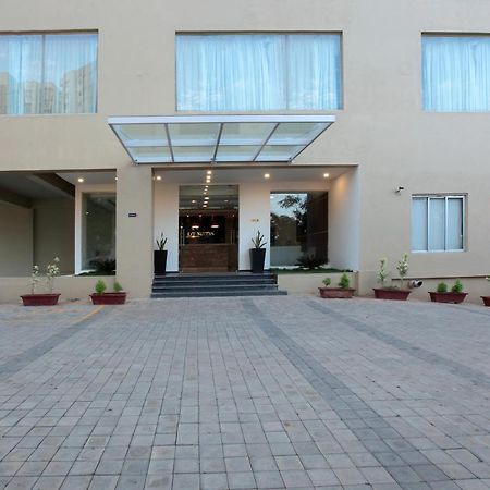 Starlit Suites Bangalore Kammasandra Luaran gambar