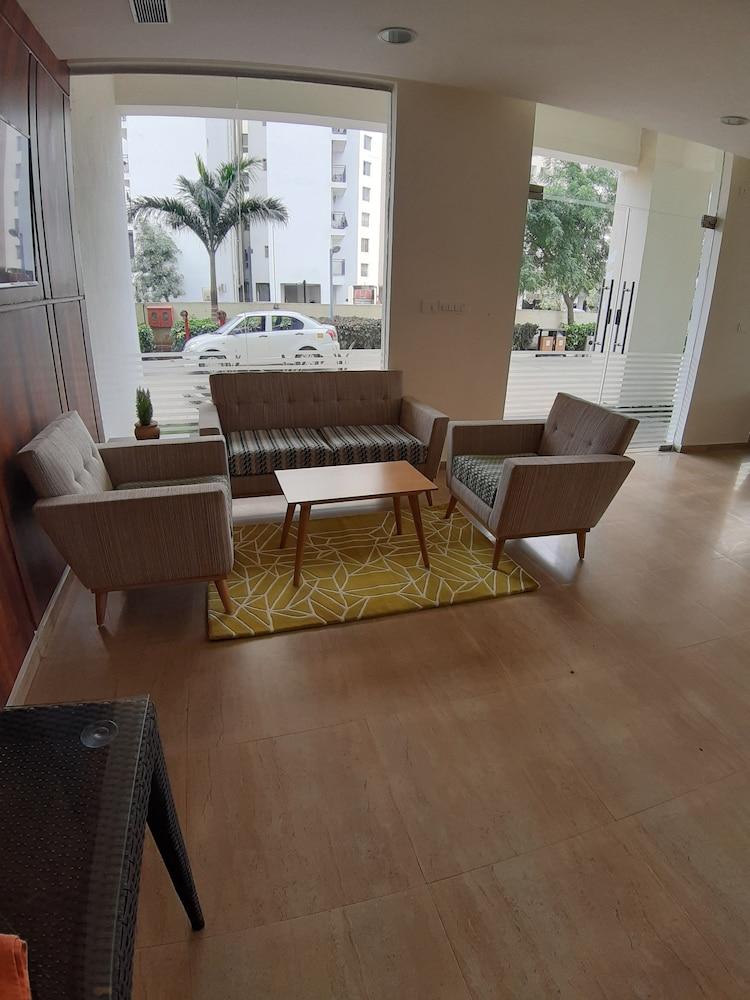 Starlit Suites Bangalore Kammasandra Luaran gambar